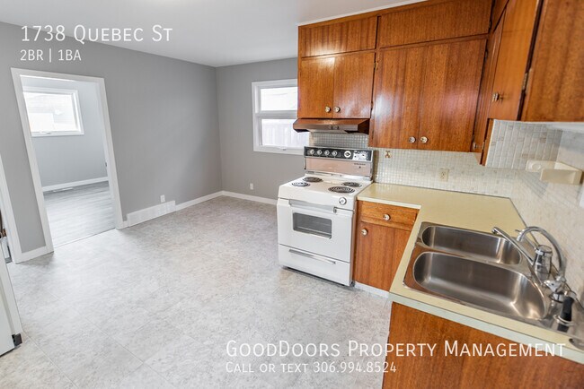 Photo - 1738 Quebec St