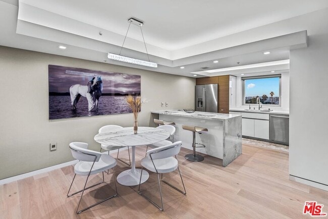 Photo - 13700 Marina Pointe Dr Unidad 617