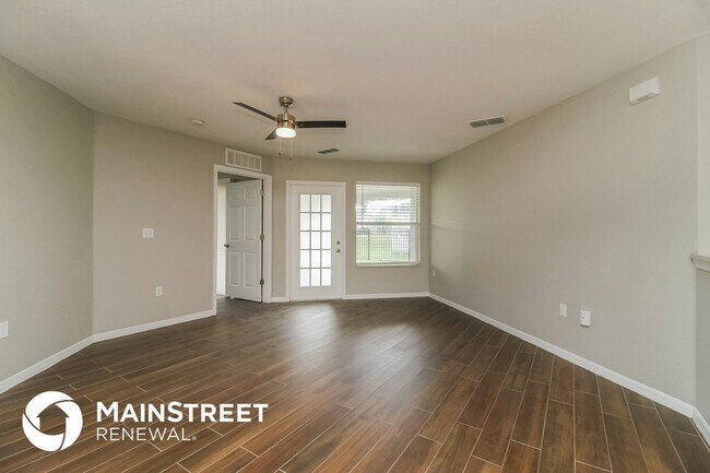 Photo - 2441 S Marshall Ave