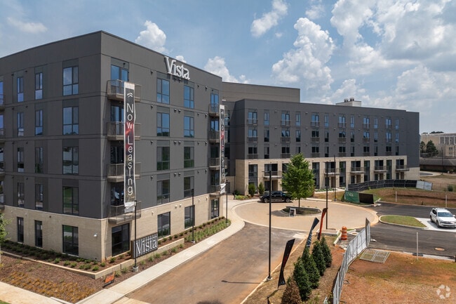 Building Photo - Vista @ Council Square Rental