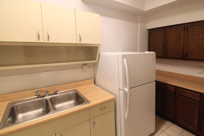 Photo - 442 S Trenton Ave Unit 1