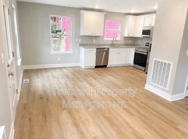 Photo - 2620 E 21st St