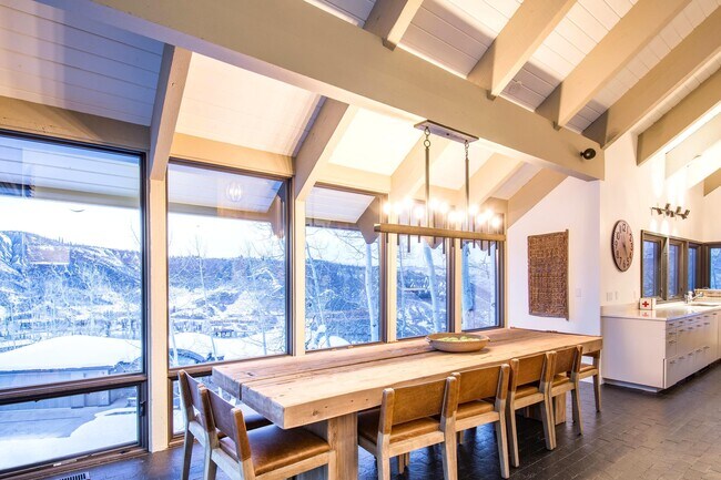 Photo - 234 Edgewood Ln