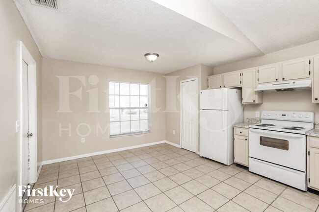 Photo - 7419 Little Pond Ct