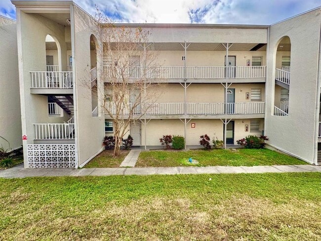 Building Photo - 2625 FL-590 Unit 1932