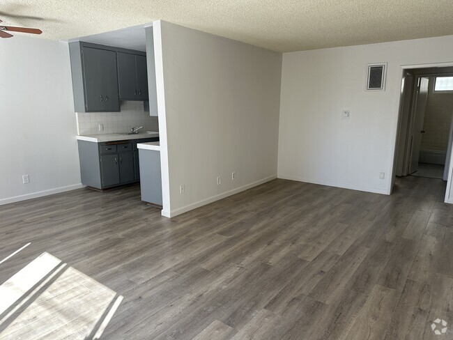 Building Photo - 12766 Venice Blvd Unit 4 Rental