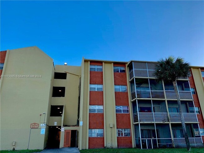 Photo - 3700 NW 21st St Condominio Unidad 205