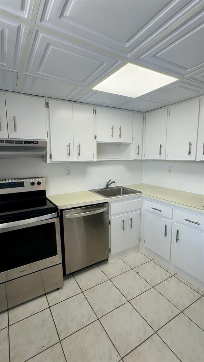 Photo - 7900 Tatum Waterway Dr Unidad 508