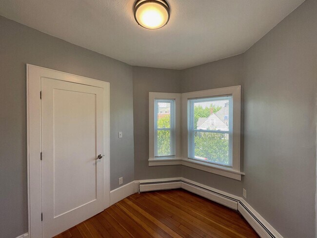 Photo - 356 Somerville Ave