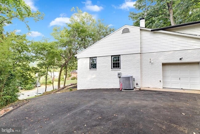 Photo - 3009 S Hill St