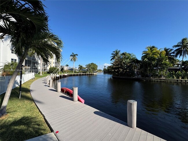 Photo - 2970 NE 16th Ave Unit 111