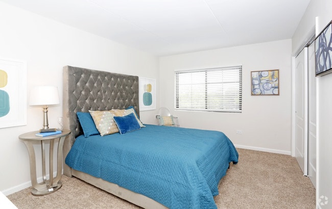 1BR,1BA,748 - Laurel