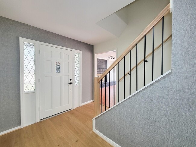 3930 Cypress Hill Dr