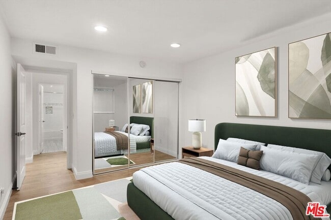 Photo - 1010 Hammond St Unidad 204