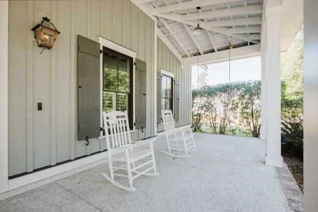 Photo - Stunning Custom Home in Palmetto Bluff