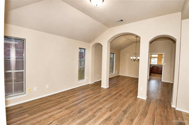 38 Santa Olivia St