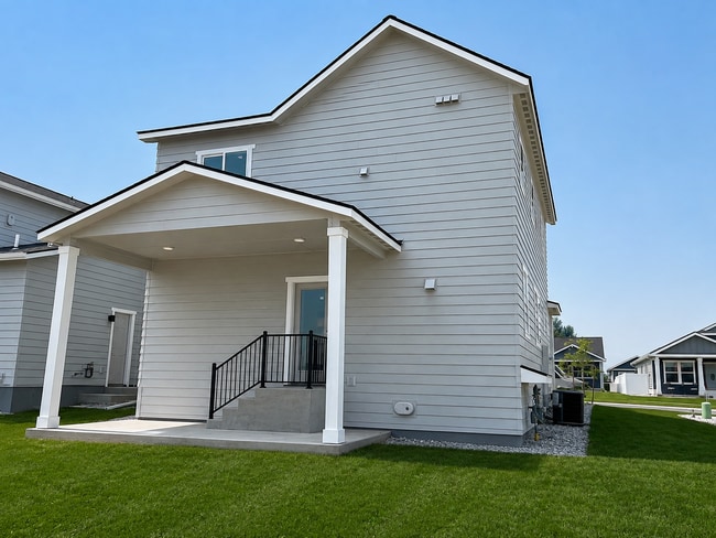 421 Needlegrass Ln