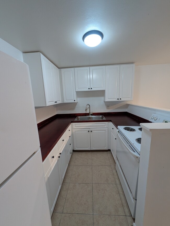 Photo - 1705 E Kirby St Unit A