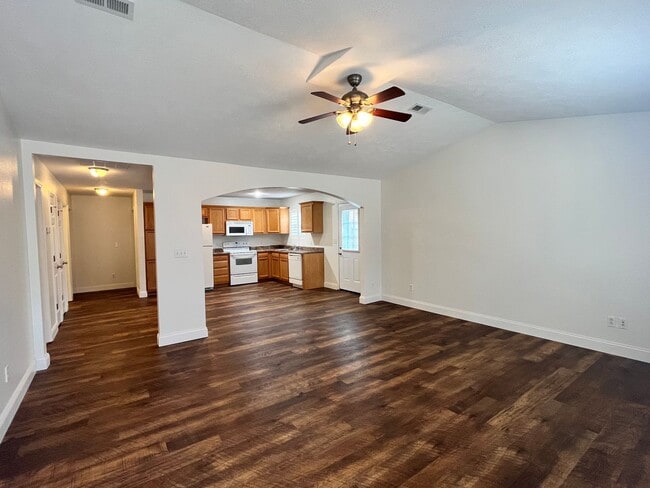 Photo - 24998 Talladega Rd Unidad 24998 Talladega -  B