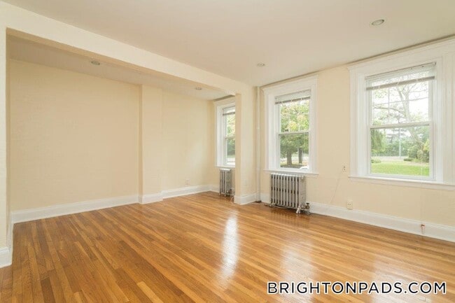 Photo - 288 Chestnut Hill Ave Unidad 2