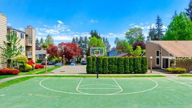 Various recreational options for you at Hillcrest Apartments