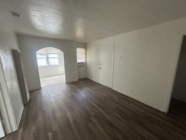 Photo - 1340 N Linden Ave