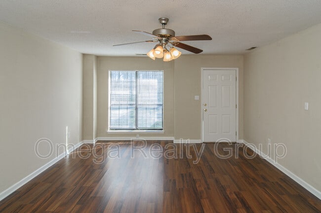 Photo - 8048 River Bend Rd