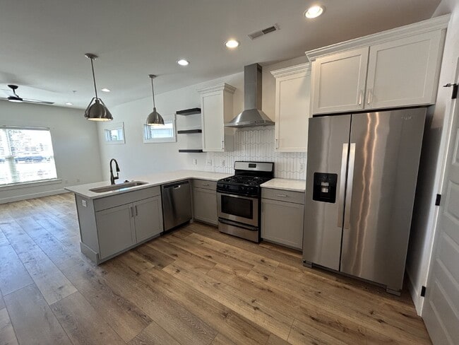 Photo - 2BD 2BA 3 STORY TOWNHOME FOR RENT