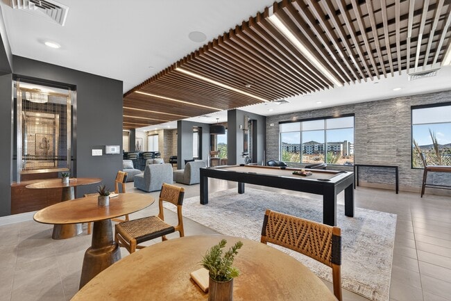 Refinery at Pointe17