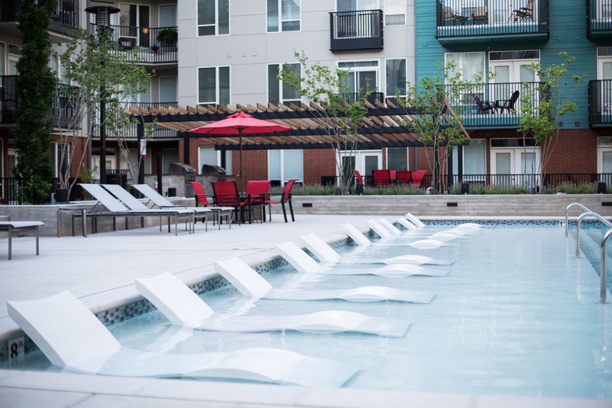 LIFT Saltwater Pool