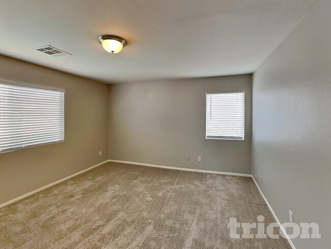 Photo - 5890 Autumn Harvest Ave