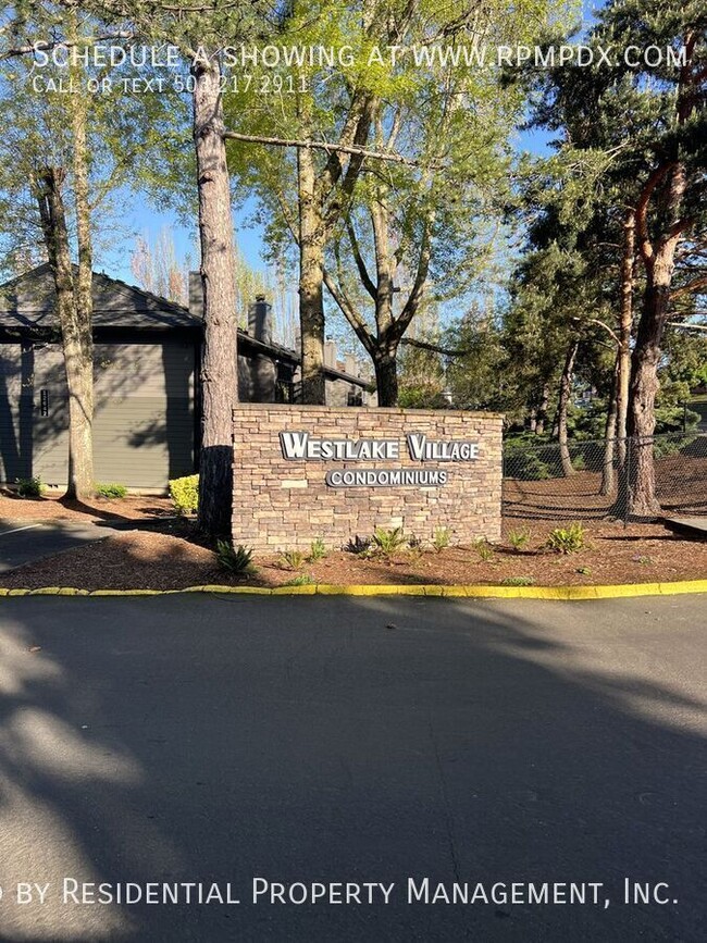 Building Photo - 12618 NW Barnes Rd