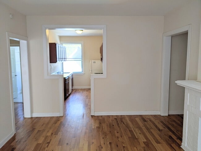 Photo - 1313 Oak Ave