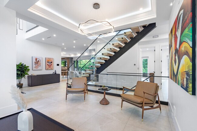 Photo - 2505 Edgemont Blvd Unit ID1234679P