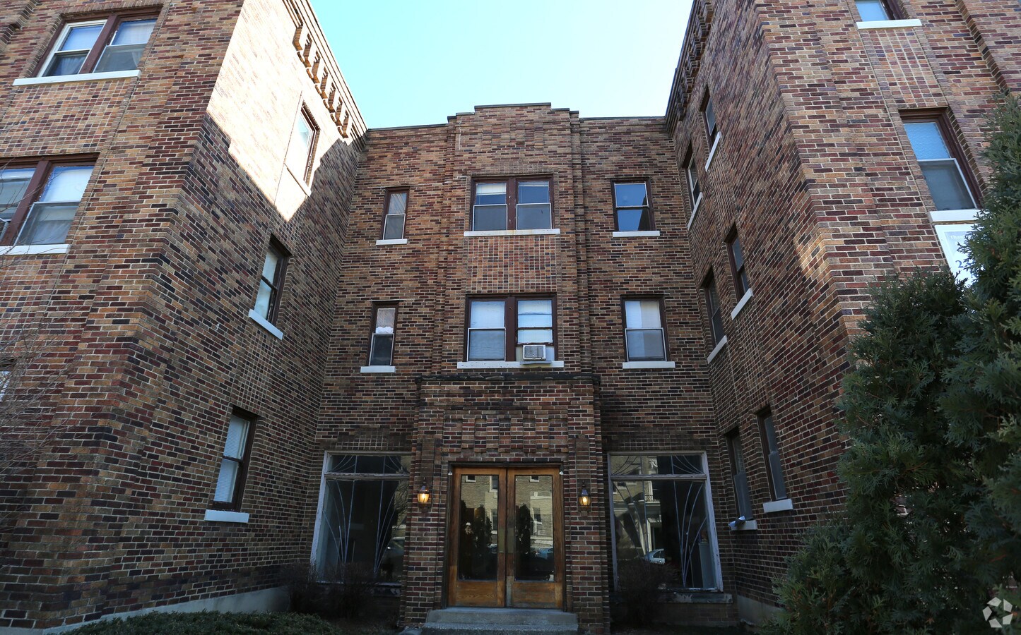 2300 Auburn Ave - 2300 Auburn Ave