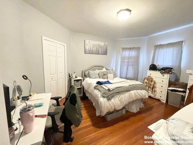 Photo - 25 Sudan St Unit 1