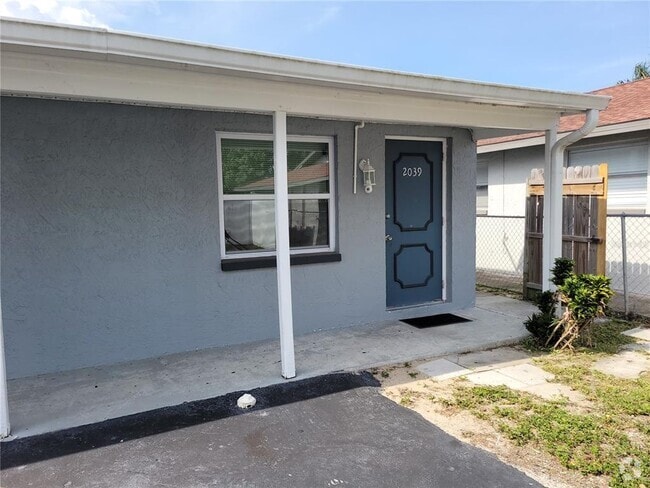 Building Photo - 2039 Calusa Trail Rental