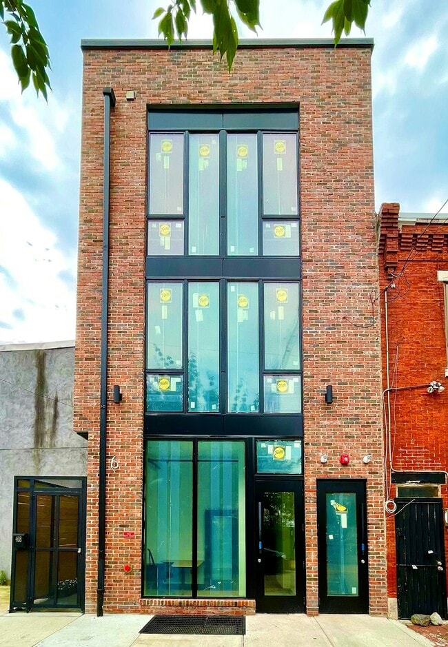 Photo - 555 N Lawrence St Unit 2R