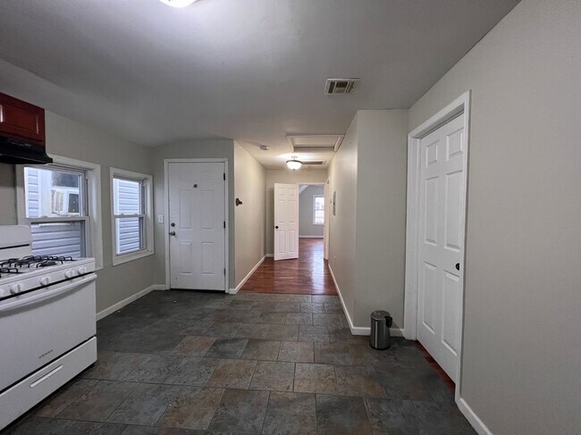 Photo - 29 Alexander St Unit 3
