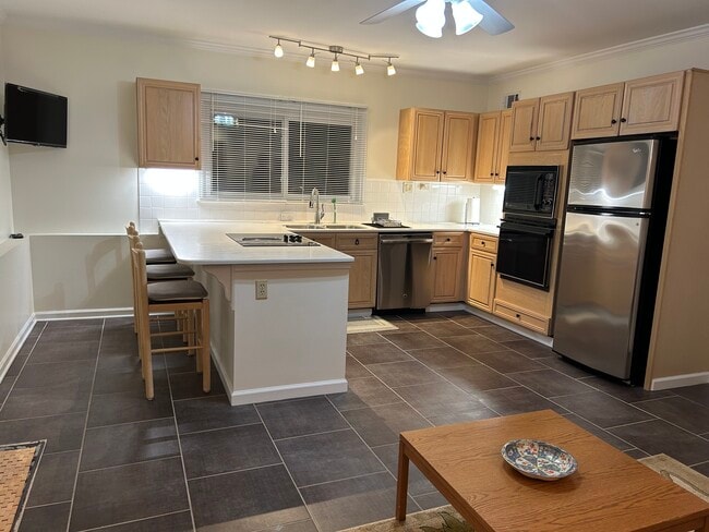 Building Photo - 5425 Cameron Forest Pky Unit B Rental