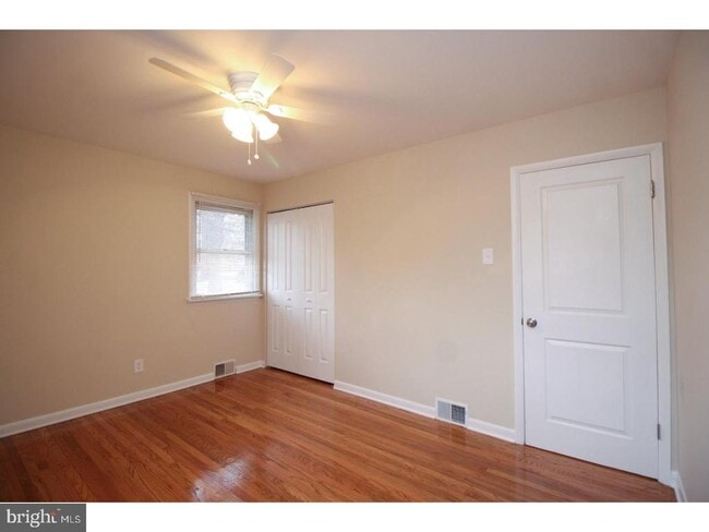 Photo - 1525 Cedar Ave