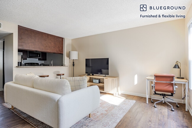 Photo - 611 N Howard St Unidad FL1-ID1319