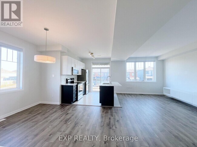 Photo - 40 Teelin Cir