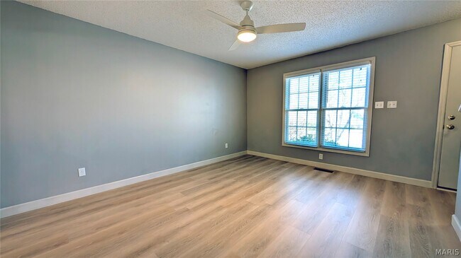 Photo - 247 New Richmond Dr