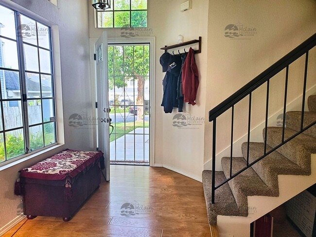 Photo - 3 Bedroom, 2.5 Bathroom in Rancho Del Oro!