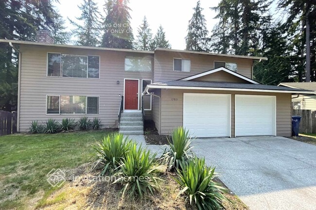Building Photo - 12813 53rd Ave NE