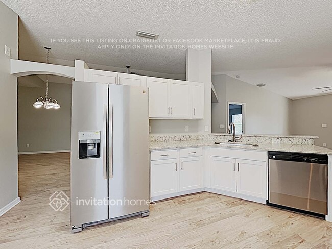 2107 Deercroft Dr