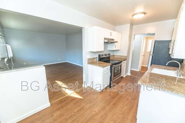 Photo - 1938 Ethan Way Unit 10