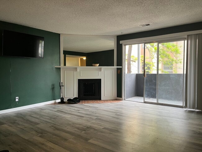 Photo - 3825 Montgomery Blvd NE Unit 127