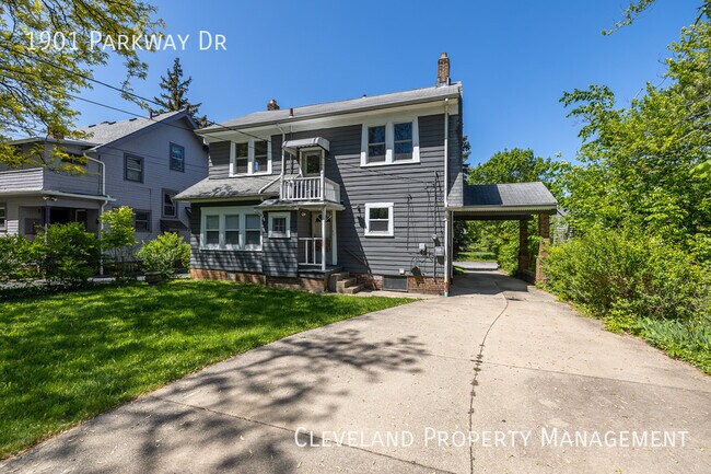 Photo - Updated Cleveland Hts. Colonial